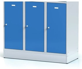 Alfa 3 Šatníková skrinka na sokli s úložnými boxami, 9 boxov, 1920 x 900 x 500 mm, otočný zámok, oranžové dvere