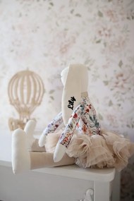 Plyšový zajačik kvety v béžovej sukni s menom dieťaťa