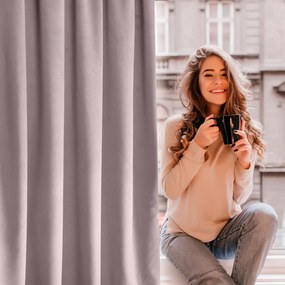 ZATEMŇOVACÍ ZÁVES NA PÁSKE ROSA 135X300 CM PÚDROVÁ