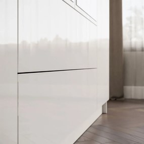 ŠATNÍKOVÁ SKRIŇA NESSIE BIELY LESK 4D2 PUSH + ZRKADLÁ