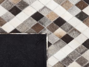 Kožený koberec 140 x 200 cm sivá/hnedá AKDERE Beliani