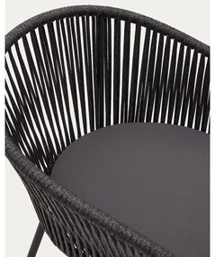 Čierna kovová/polstrovaná záhradná stolička Yanet – Kave Home