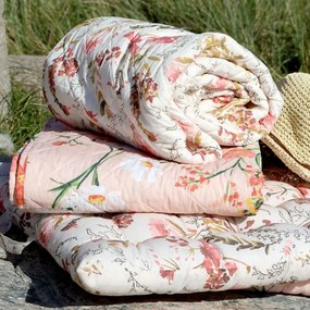 Ružový bavlnený prehoz s kvetmi Aix Quilt Wild Flowers - 130*180 cm
