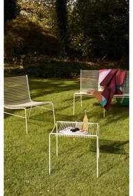 Biele kovové záhradné kreslo String – Hübsch