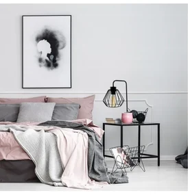 Moderná stolová lampa Loft s drôteným tienidlom