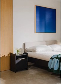 Čierny nočný stolík s poličkami Toopt – noo.ma