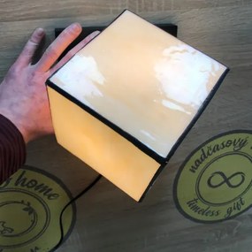 Lampa tiffany CUBE 24*22*22