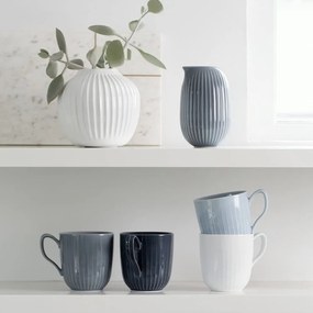 Antracitový porcelánový hrnček Kähler Design Hammershoi, 330 ml