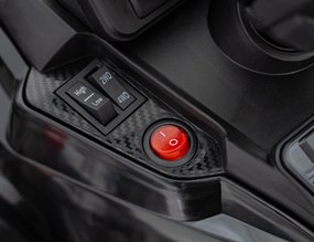 Štvorkolka Can Am Outlander s diaľkovým ovládaním, čierna