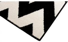 Kusový koberec Justina čierny atyp 70x250cm