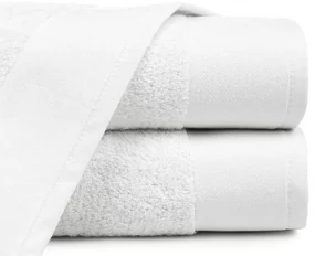 Hladký uterák JULITA v bielej farbe s jemným detailom na okraji Šírka: 50 cm | Dĺžka: 90 cm
