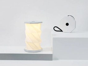 Biela prenosná svetelná dekorácia na USB ø 8 cm Twist – Gingko