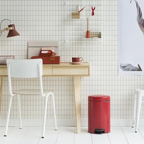 Brabantia Pedálový kôš NewIcon 12L Žiarivo červená