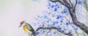 Obraz - Vtáčik na strome s modrými kvetmi (120x50 cm)
