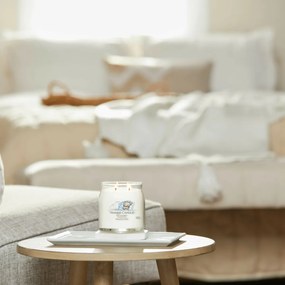 Yankee Candle Signature Soft Blanket vonnásviečka, stredná, 368 g, M