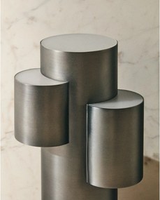 Čierna kovová LED stolová lampa so stmievačom (výška 26,5 cm) Adrina – Kave Home