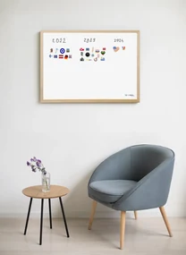 Toptabule.sk MTDRMG Biela tabuľa na magnetky v drevenom prírodnom ráme 150x100cm /