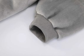Deka s rukávmi HOODIE sivá