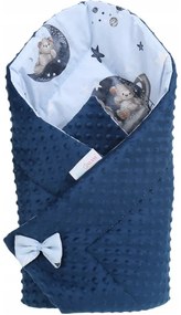Obojstranná zavinovačka pre bábätká 80x80 cm BABYMAM PREMIUM - Medvedíci vo vesmíre s tmavo modrou minkou