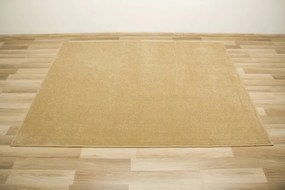 Metrážny koberec FOREST 50 medový