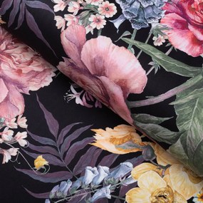 Biante Zamatový štvorcový obrus Tamara TMR-019 Záhradné kvety na čiernom 80x80 cm