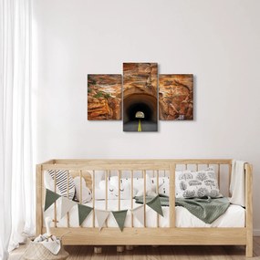 Obraz - tunel v skale (90x60 cm)