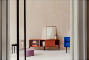 TV stolík v terakotovej farbe 160x60x42 cm Met – noo.ma