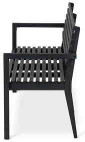 Záhradná lavica s opierkami rúk