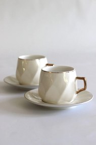 Bielo zlaté porcelánové šálky s podšálkou 2ks