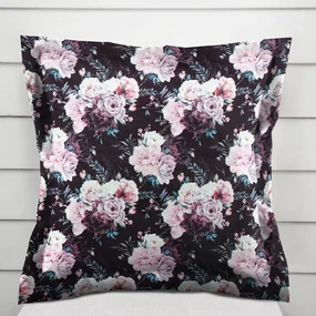 Biante Zamatová obliečka na vankúš s lemom Tamara TMR-011 Kvetiny na čiernom 50 x 60 cm