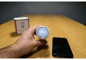 Immax NEO 07732C-SADA 4x Termostatická hlavica+ BRIDGE PRO v3 2xAA/3V Wi-Fi Tuya