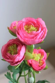 Ružový umelý ranunculus 61cm
