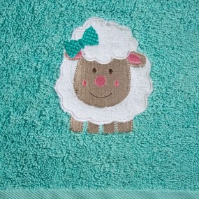 Detská osuška tyrkysovej farby s vyšívanou aplikáciou s ovečkou Šírka: 50 cm | Dĺžka: 90 cm