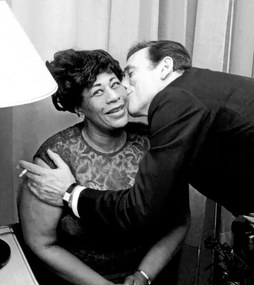 Fotografia Ella Fitzgerald and Yves Montand, April 1964, Huré, Jean-Luce