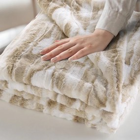 Béžová deka z umelej kožušiny 180x220 cm Cheyenne – douceur d'intérieur
