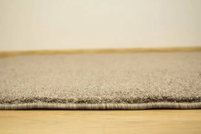 Metrážny koberec Amore 177 sivý