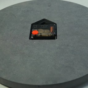 Štýlové hodiny na stenu okrúhle s priemerom 30cm