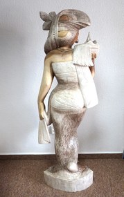 Socha Žena z Bali, exotické drevo SUAR, ručná práca