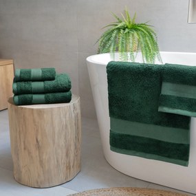Goldea bambusový uterák/osuška - smaragdovo zelený 30 x 50 cm