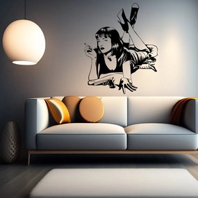 Veselá Stena Samolepka Pulp Fiction Farba: černá, Veľkosť: 40 x 50 cm