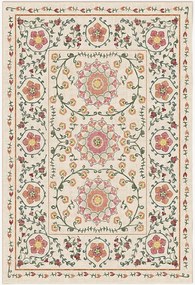 Koberec's nízkym vlasom Suzani