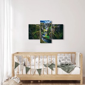 Obraz - Rieka v skalnatom údolí (90x60 cm)