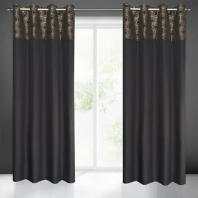 Luxusný záves v čiernej farbe do spálne Dĺžka: 250 cm