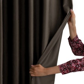 Záves AmeliaHome Velvet s priechodkami 140x270 cm tmavohnedý