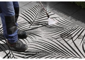 Čierno-sivý vonkajší koberec Ragami Flora, 80 x 150 cm