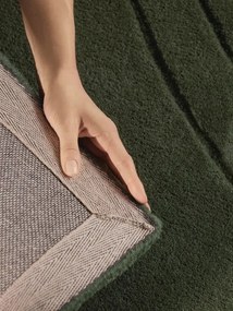 Koberec ARCURA tmavozelený