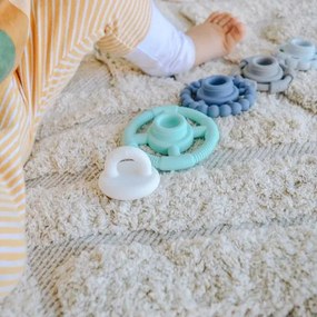 Skladacia pyramída s hryzadielkami, oceán