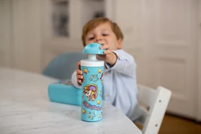 Plastová fľaša Koziol Labková patrola ružová