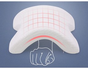 Ergonomický vankúš tvarovaný do oblúka