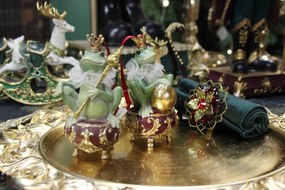 Zelená rozprávková závesná žaba so žezlom 12cm